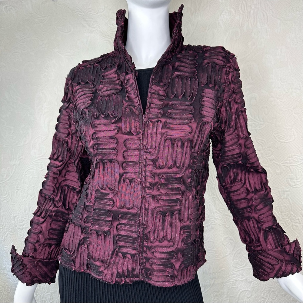 Samuel Dong Textured Stretch Zip Jacket